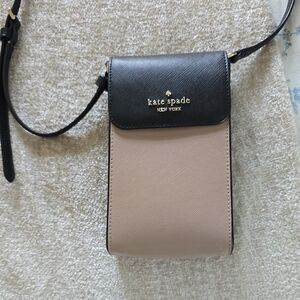 Kate Spade Black and Tan Crossbody Bag with Classic Design